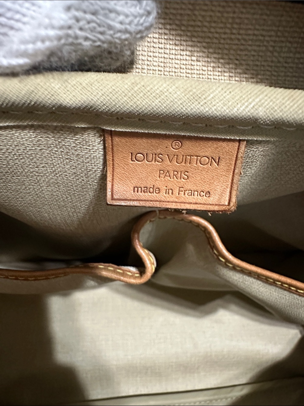 Louis Vuitton Deauville - Picture 12 of 14